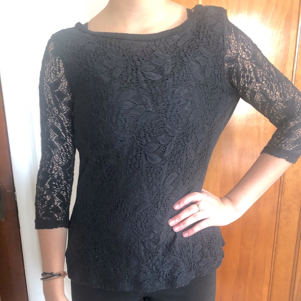 Black Lace Top 3/4 sleeve